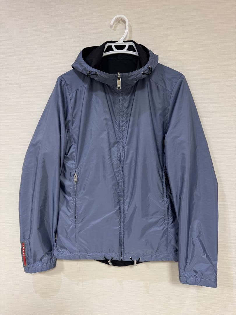 プラダ　リバーシブル　ナイロン　パーカー　美品