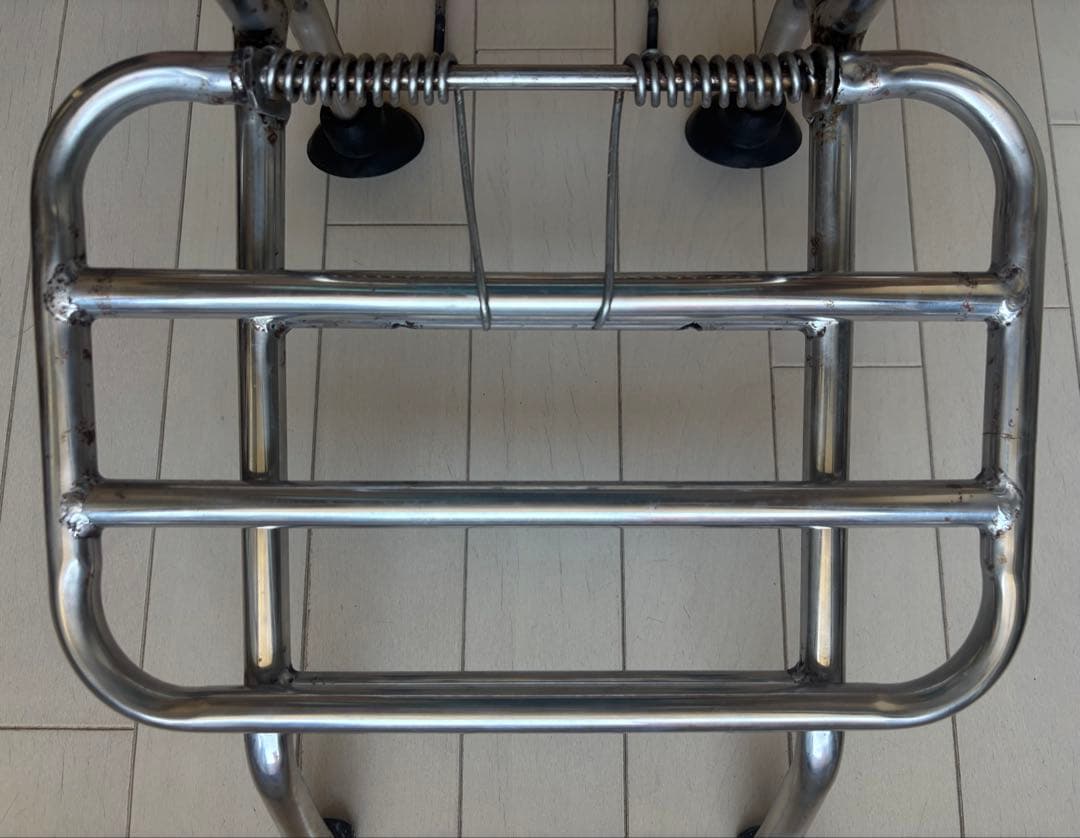 ベスパ用フロントキャリア