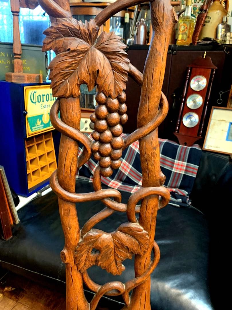 ヴィンテージ透かし彫り飾り椅子　収納付き