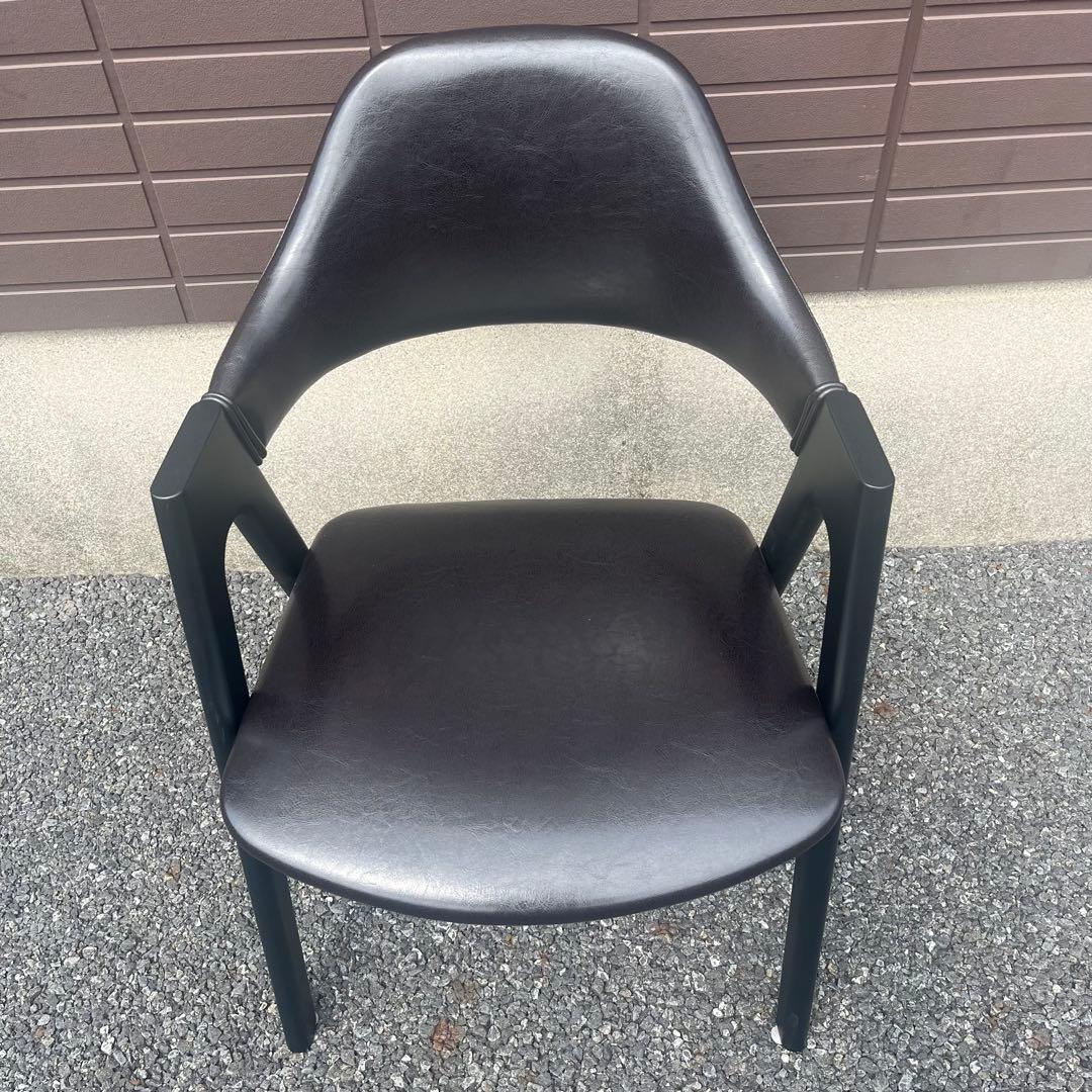 ダイニングチェア 椅子 一脚 ブラス 木製脚 ブラック