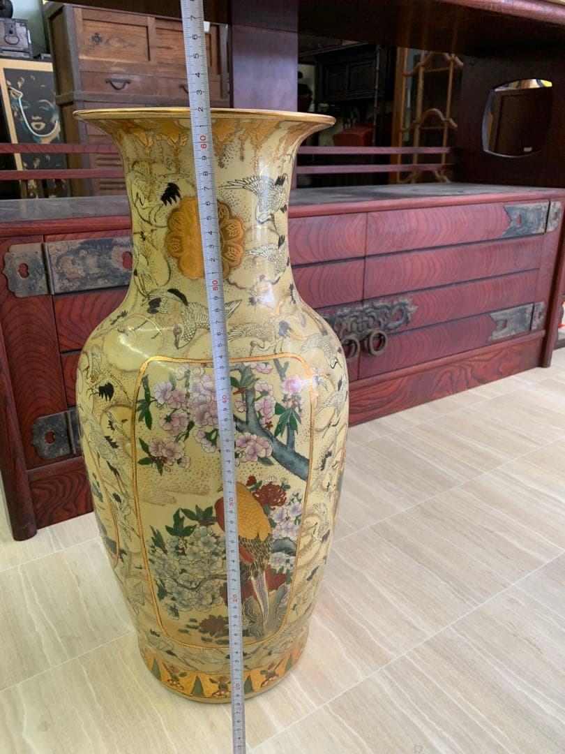 薩摩焼　金彩花鳥風月模様 陶器花瓶