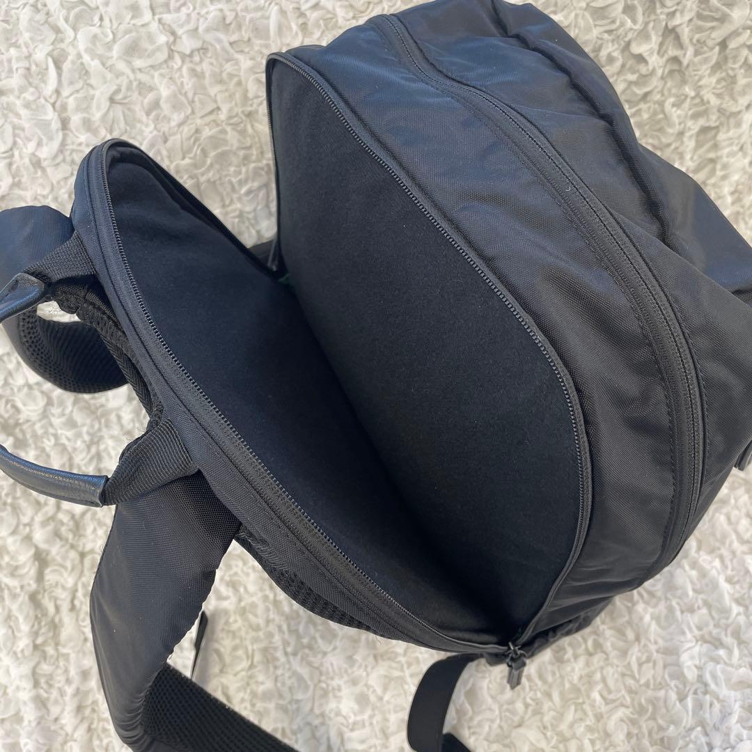 graniph ラムチョップ　無重力リュック AGS機能　子羊　刺繍　ブラック