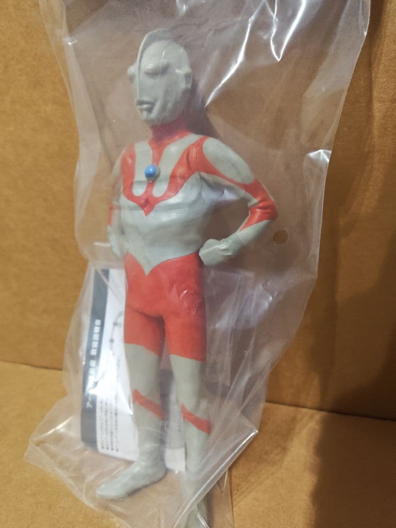 エクスブラス 少年リック ウルトラマン スタンディングポーズ レトロカラー