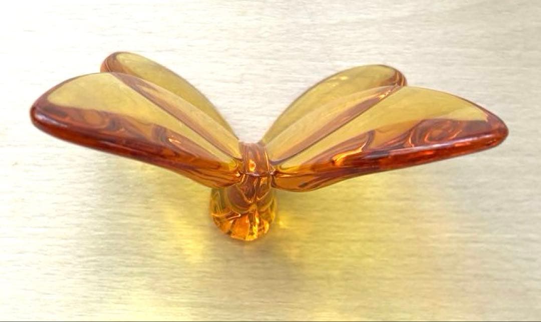 Baccarat ラッキーバタフライ置物（イエロー）