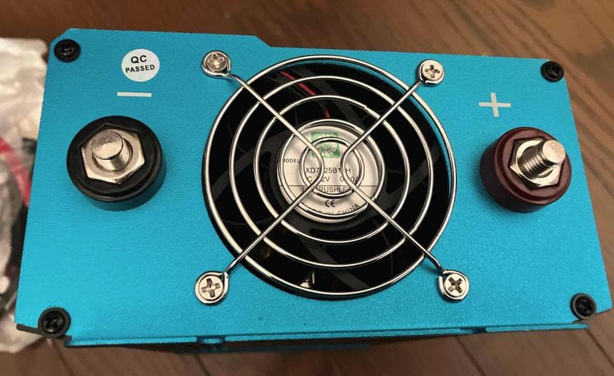 RUTNRIXA 1400W インバーター USBポート付き