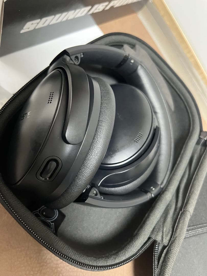 Bose QuietComfort Headphones　ワイヤレスヘッドホン