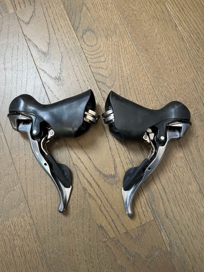 Shimano 105 5700 シフター ダブルレバー