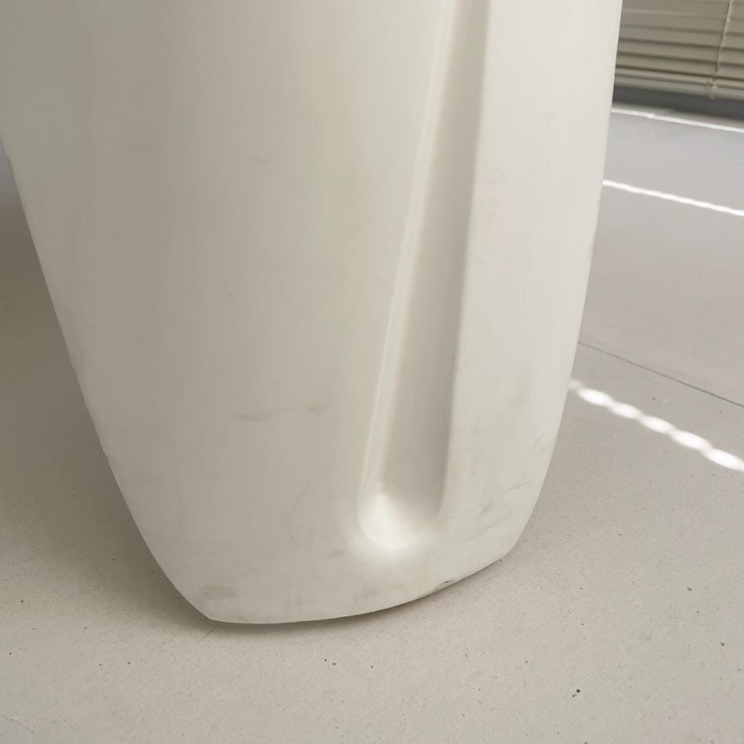 ぽよんとしたチェア ホワイト