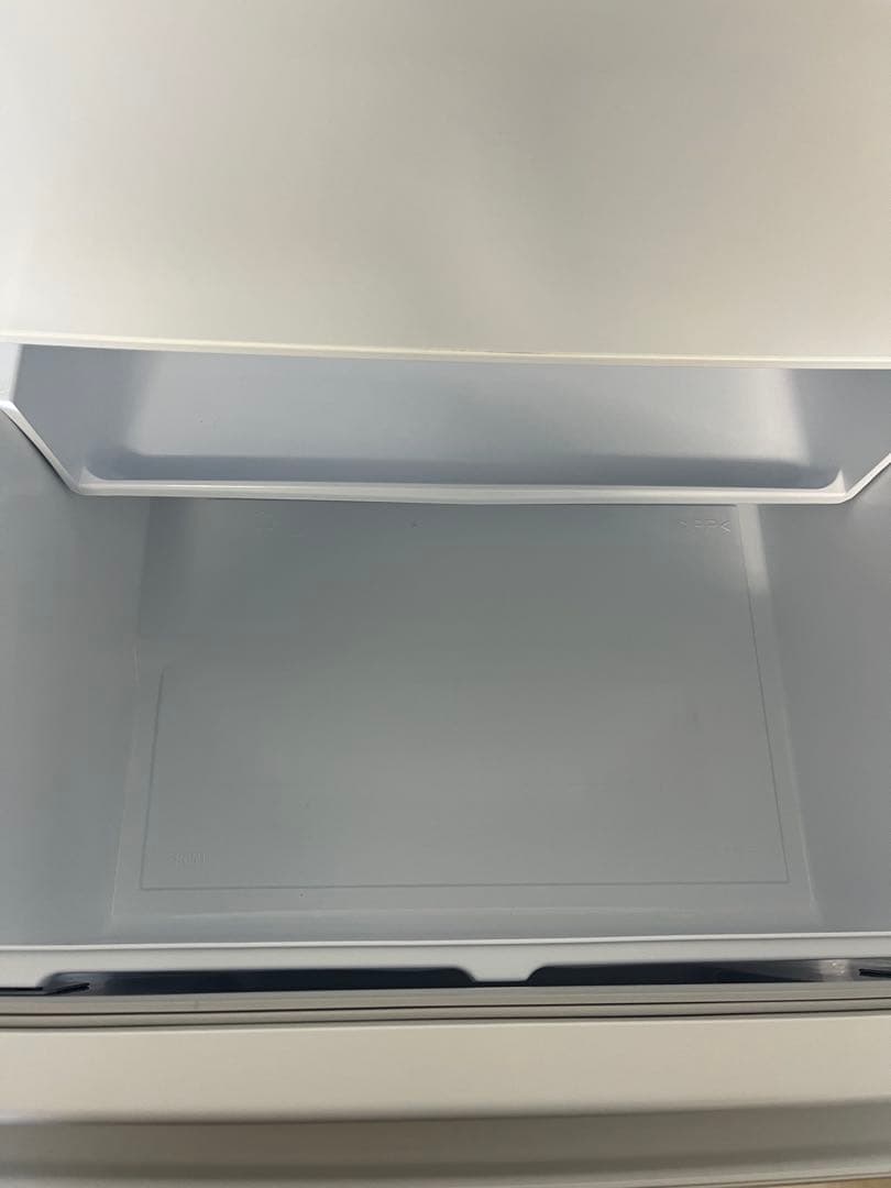 ★極美品★【2024年製】三菱 冷蔵庫 3ドア MR-C33K-W 330L T