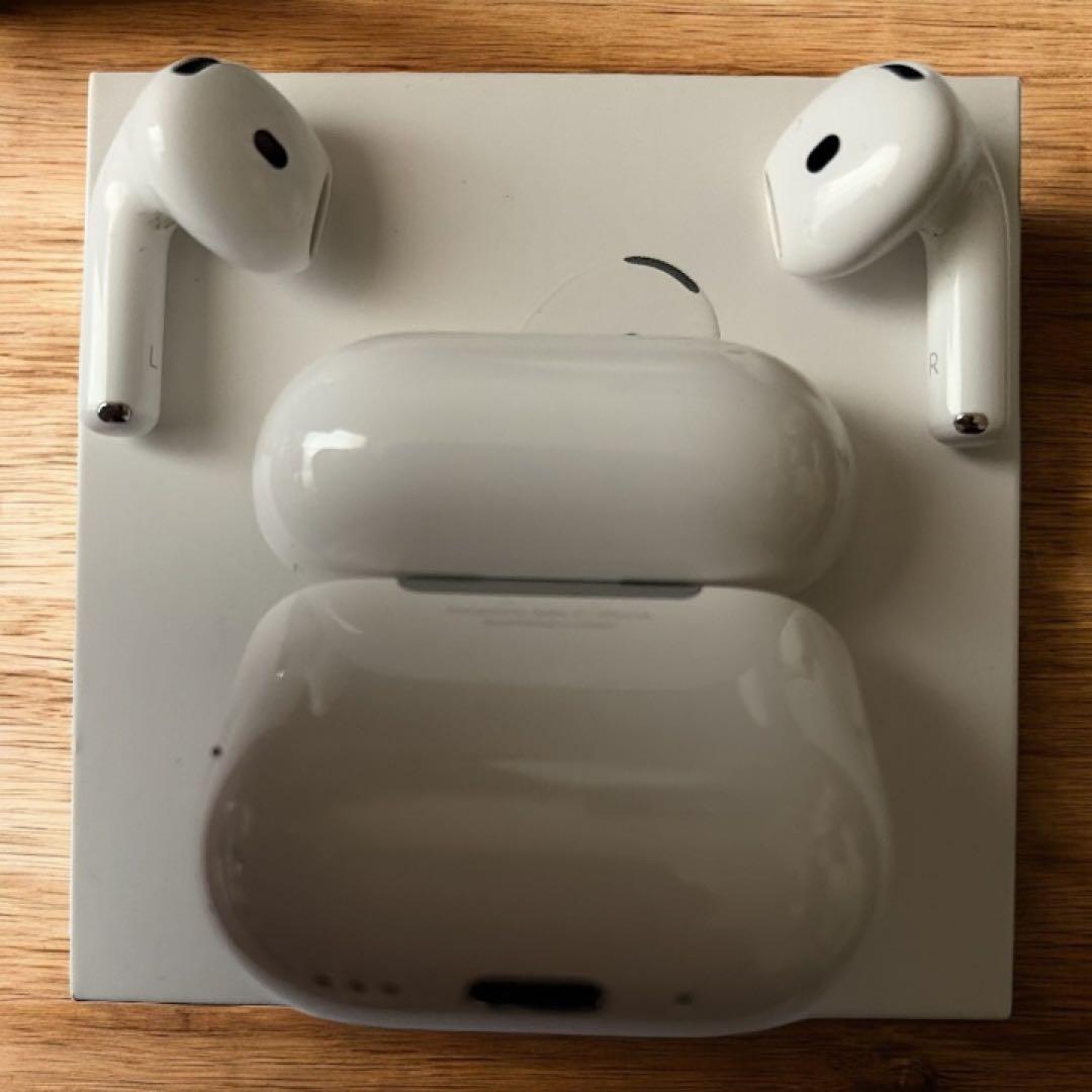 Apple AirPods 4ノイズキャンセリング機能付き