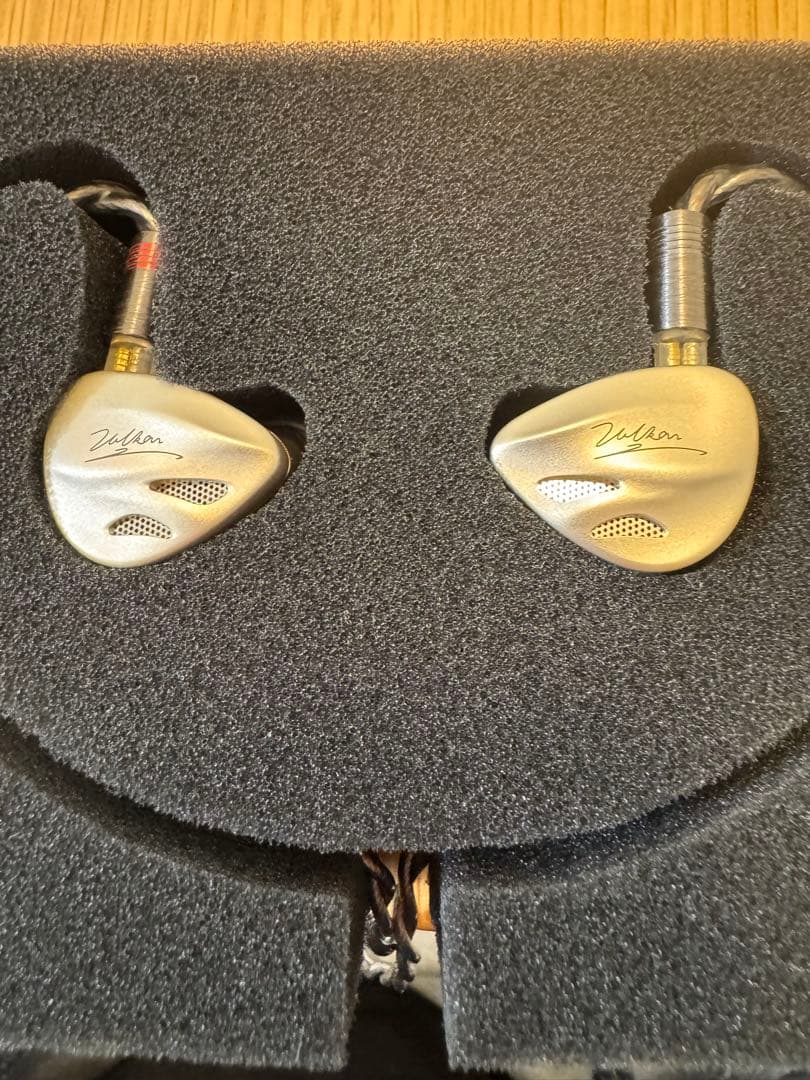 イヤホン DUNU Vulkan2