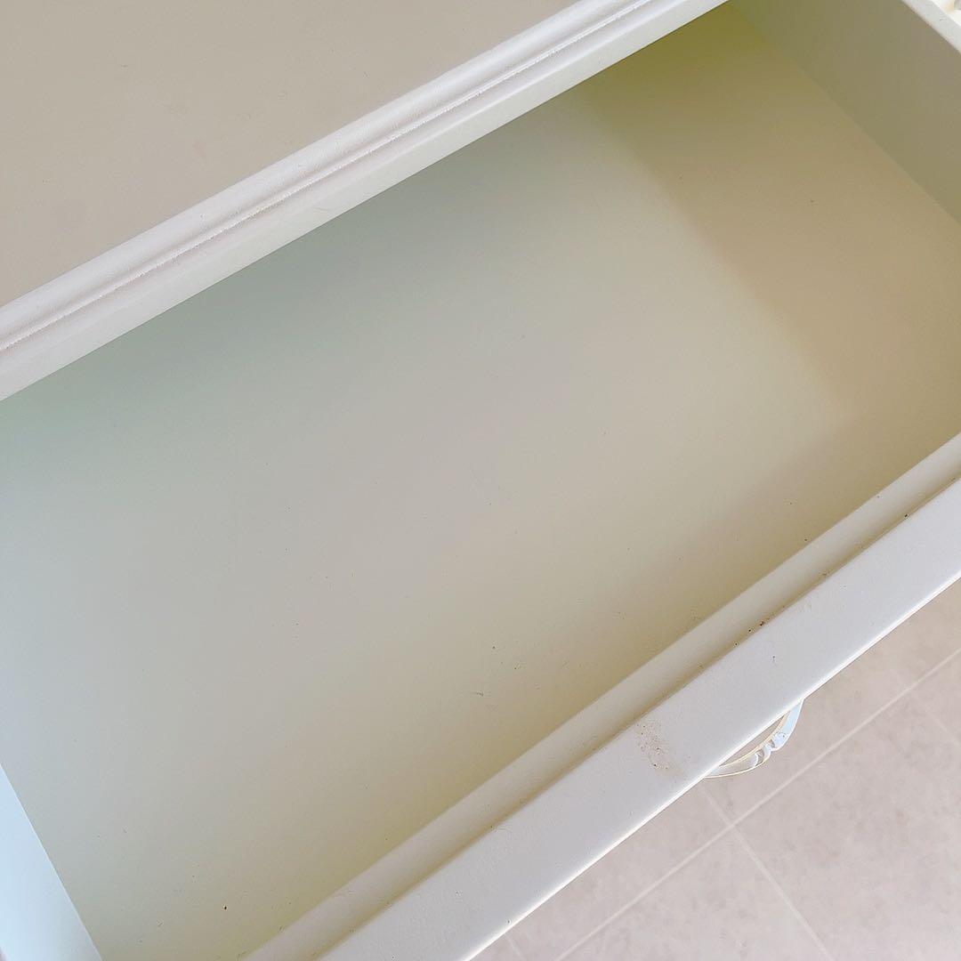 emiri　　アンティーク　シャビーシック　ドレッサー　白家具　デスク