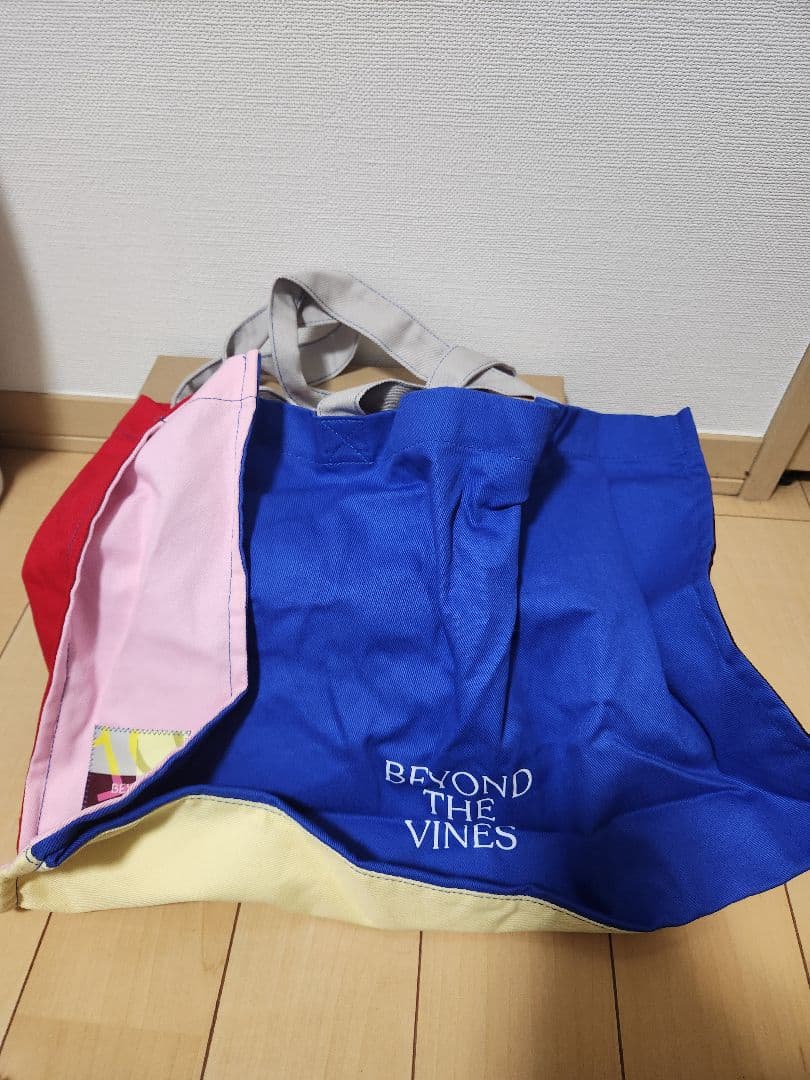 デニムショルダーバッグ Beyond The Vines(BTV)限定トート付き