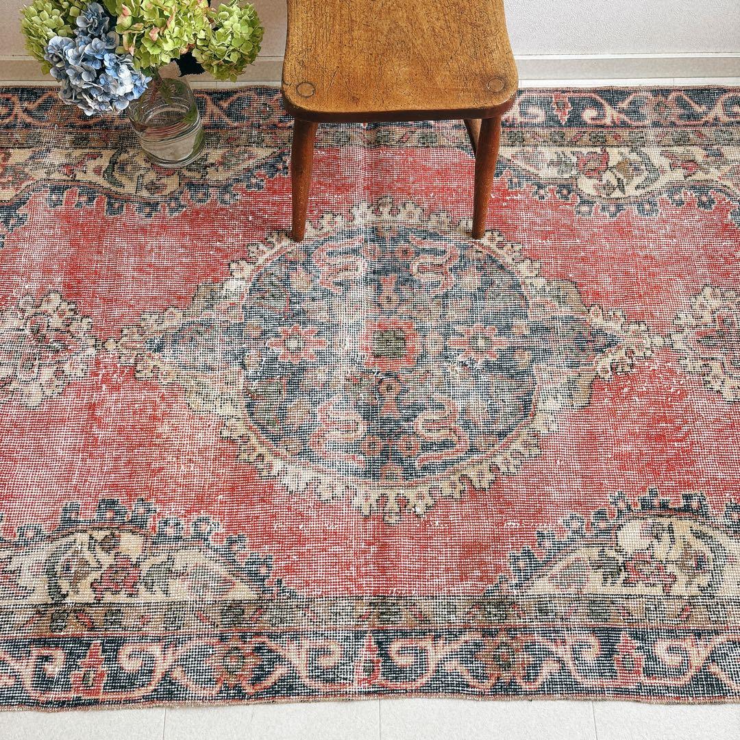 トルコ　ヴィンテージラグ　ピンク　ブルー　メダリオン