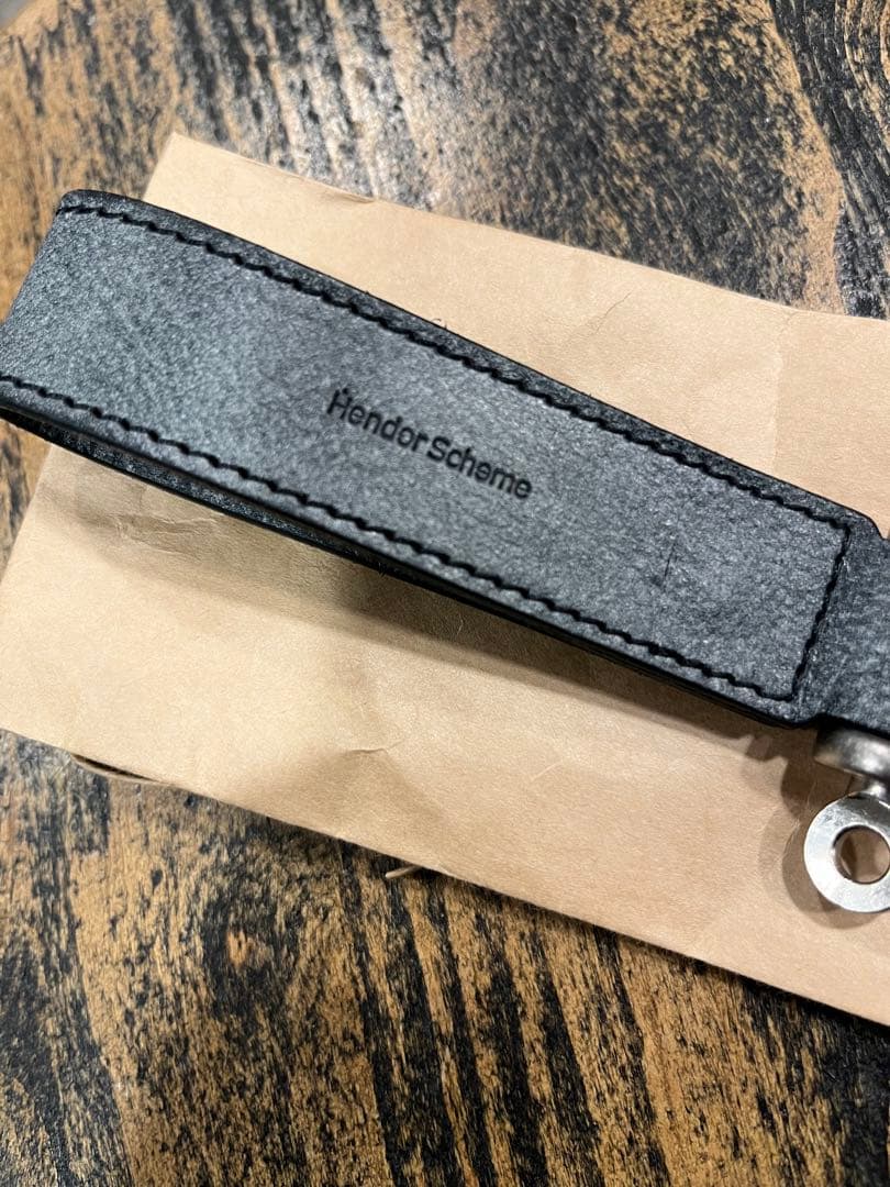 小物 HENDER SCHEME KEY SHACKLE