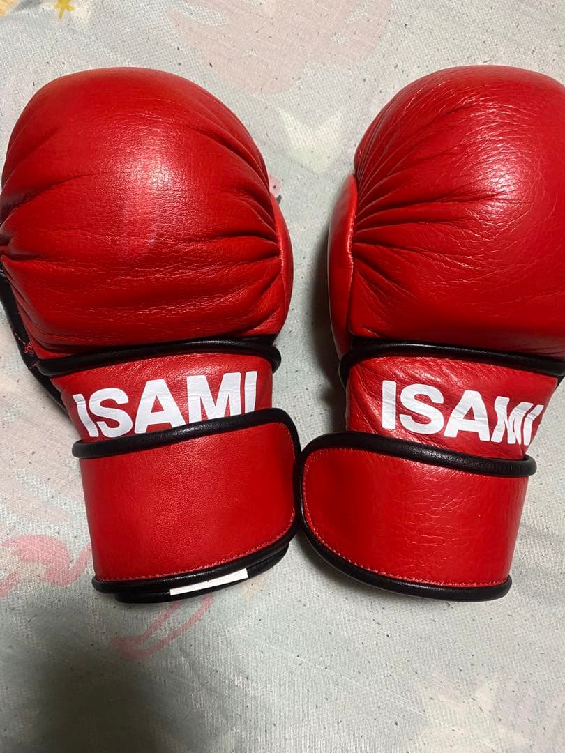 ISAMI パウンドグローブ