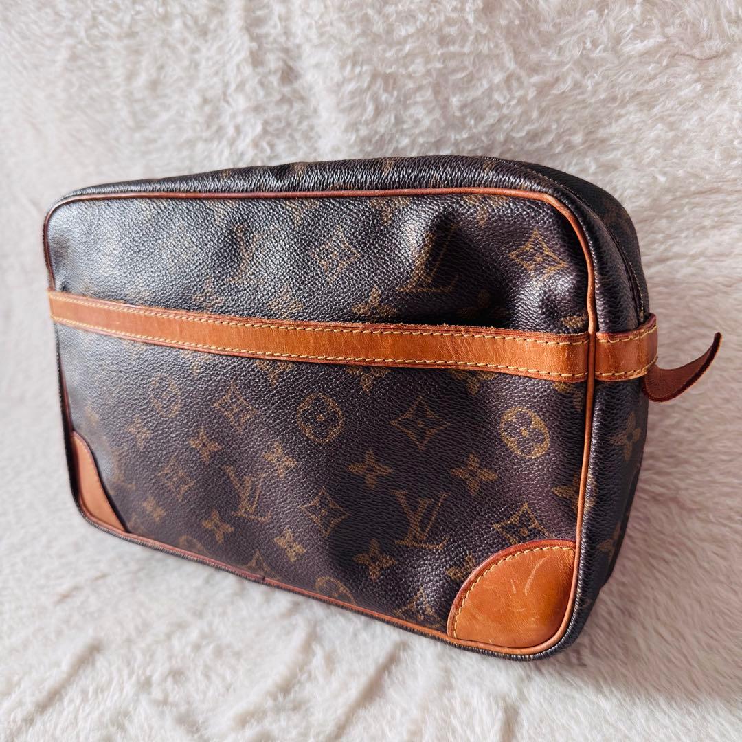 ルイヴィトン コンピエーニュ28 モノグラム M51845 クラッチバッグ