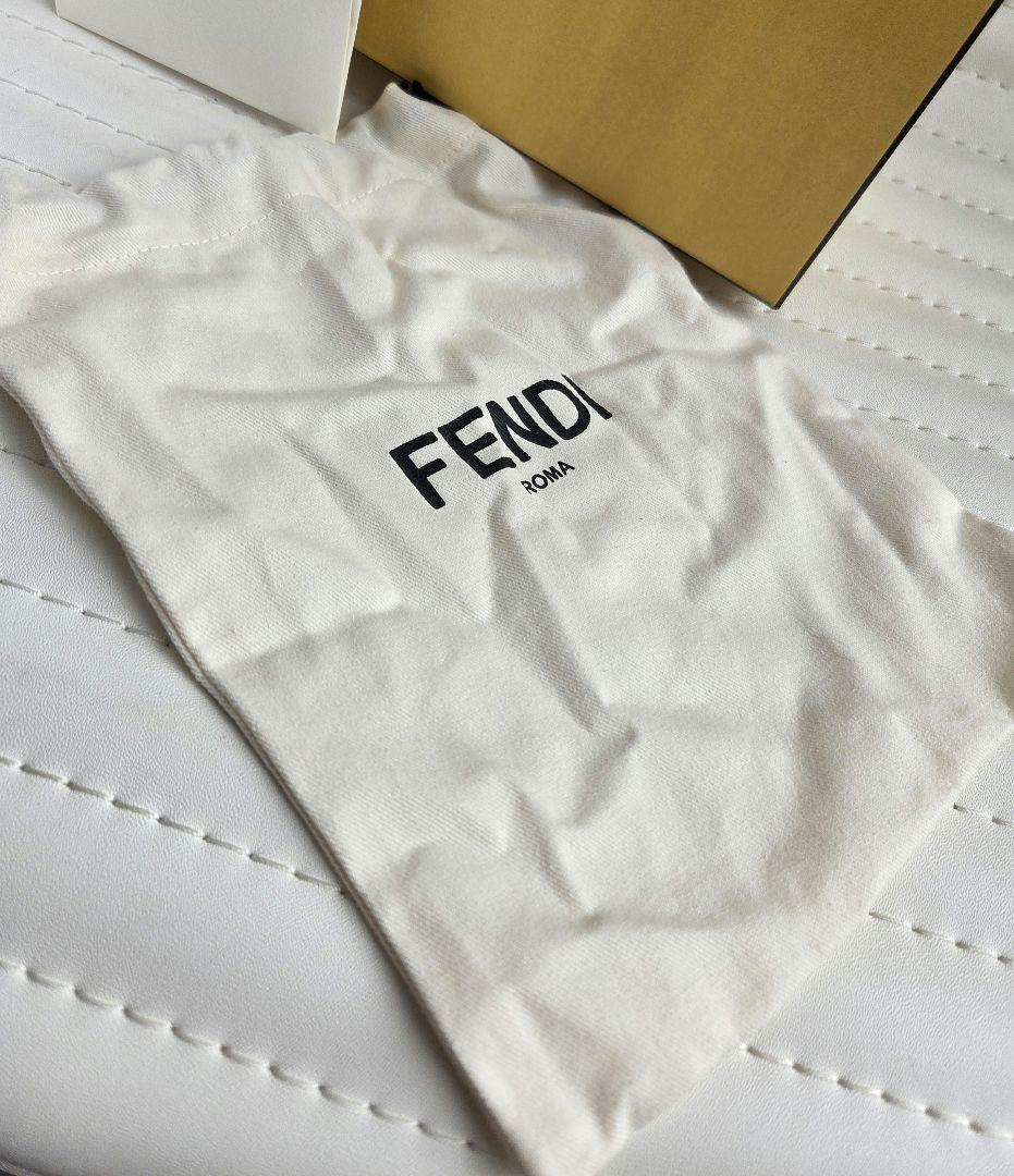 気まぐれセールフェンディ　リアルファーチャーム