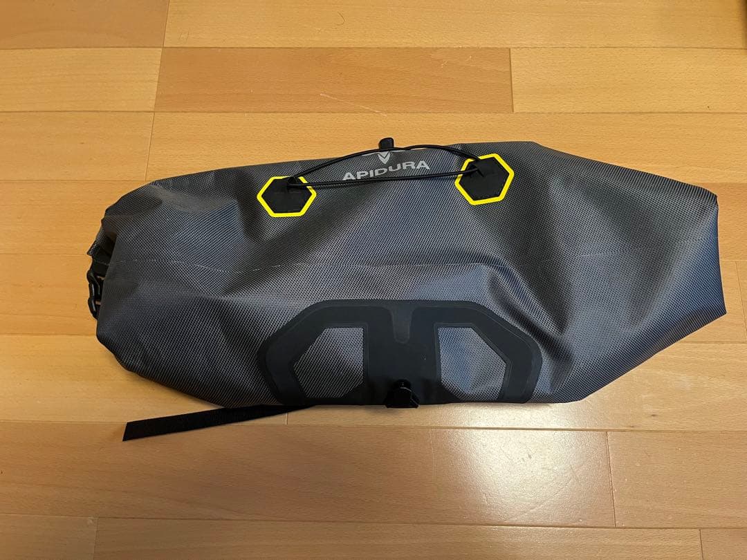 アピデュラ　エクスペディション　ハンドルバーバック　9L