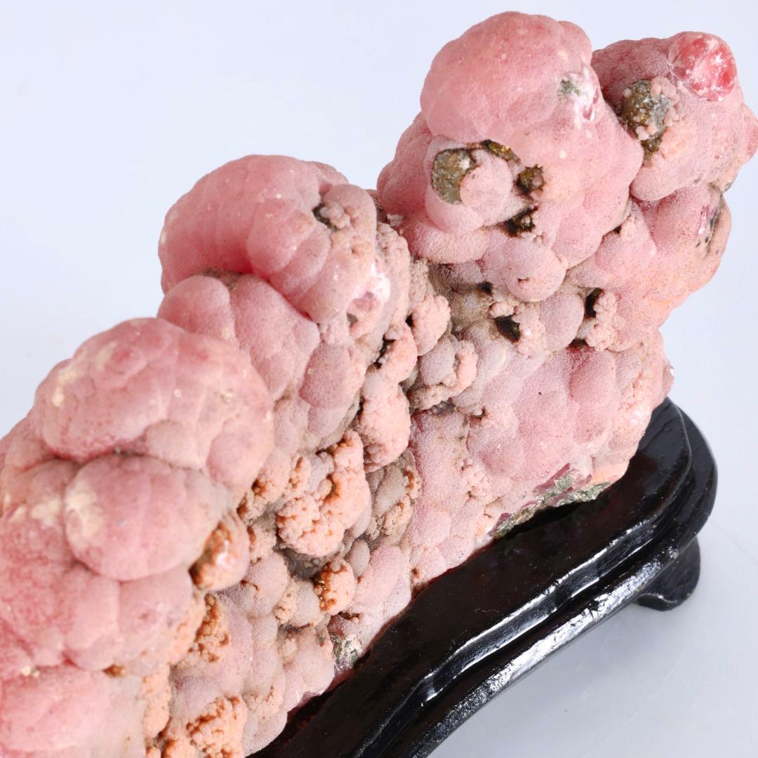 国産 菱マンガン鉱 インカローズ 天然石 台座付 724g鉱物標本 鑑賞石 水石
