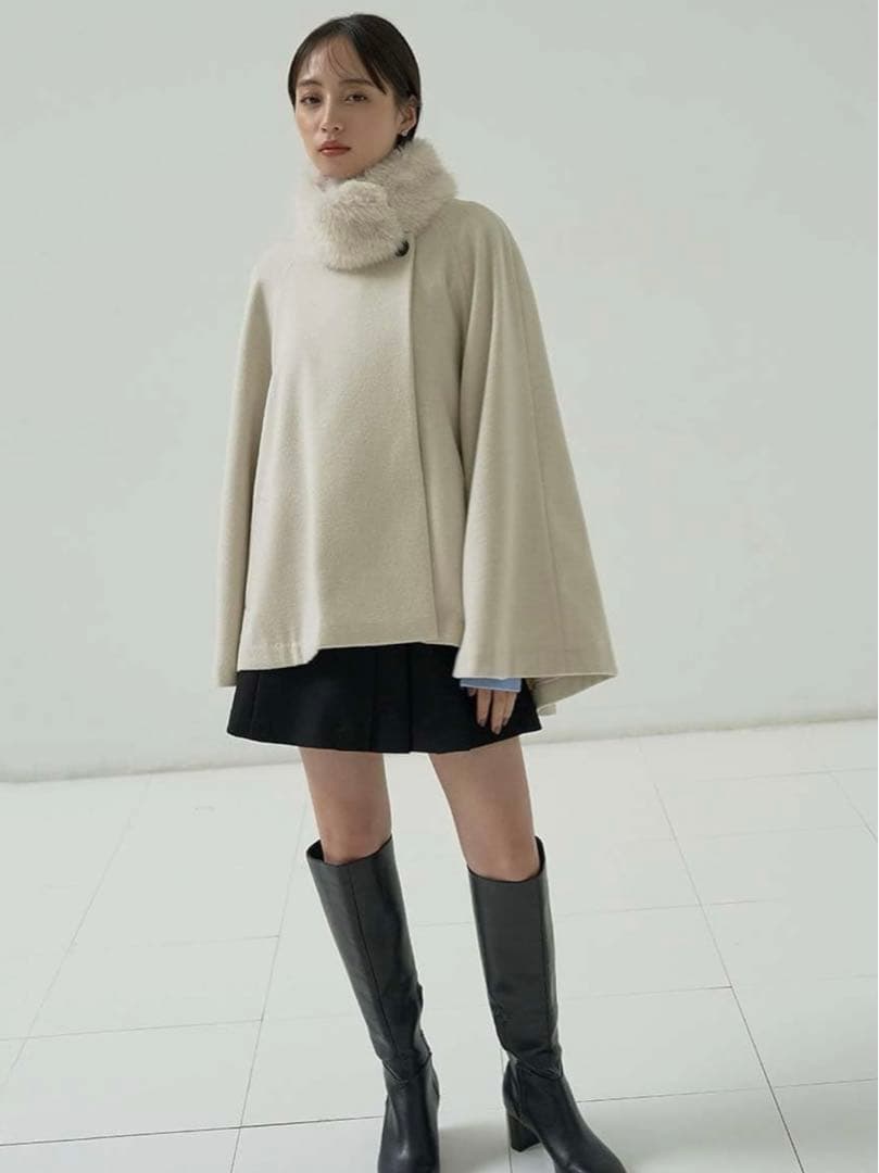 極美品 SNIDEL スナイデル ショートケープコート