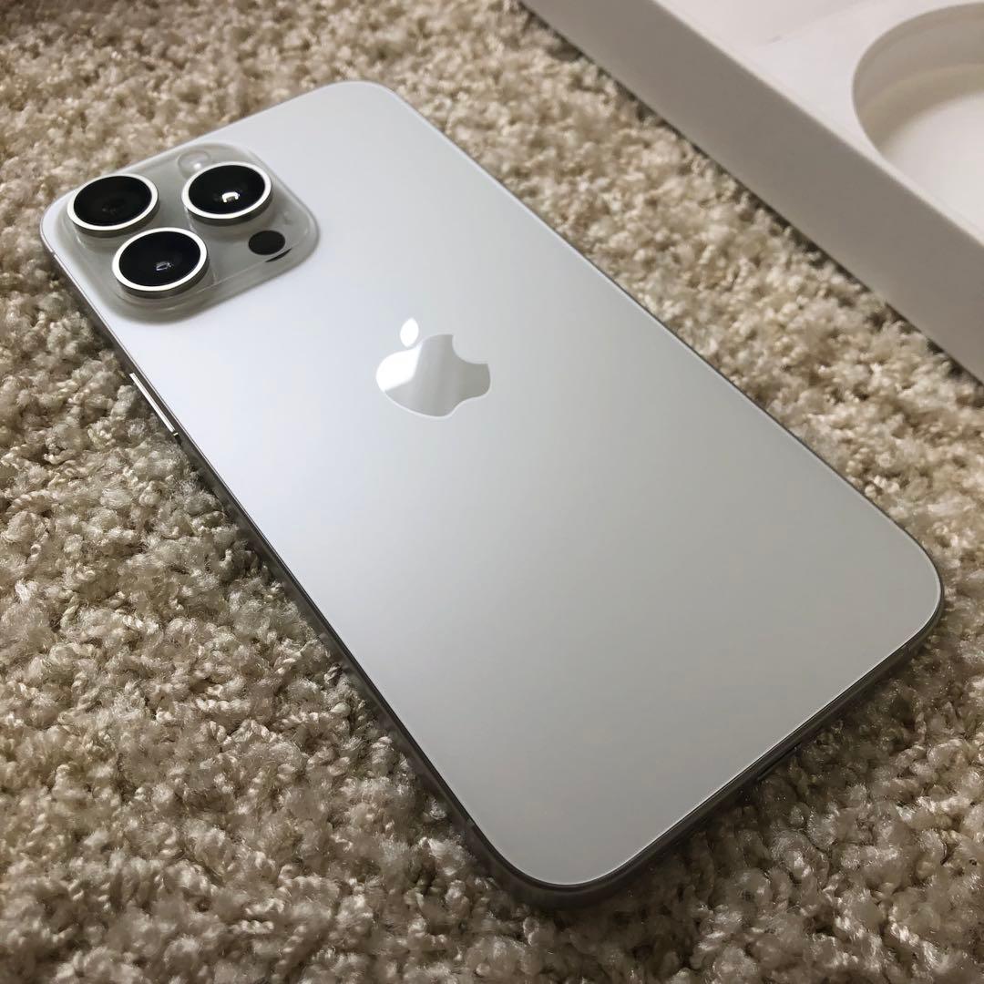 【24時間以内発送】iPhone15promax 1TB ホワイト 本体