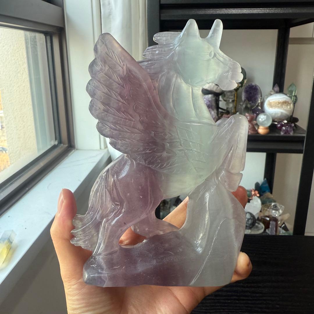 天然石フローライトのユニコーン　置物　彫物NO.120512