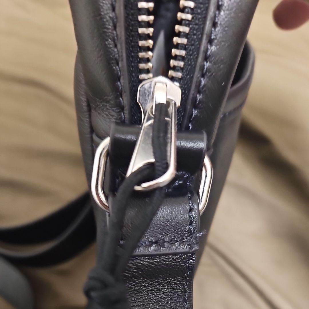 Nike Supreme ショルダーバッグ 黒