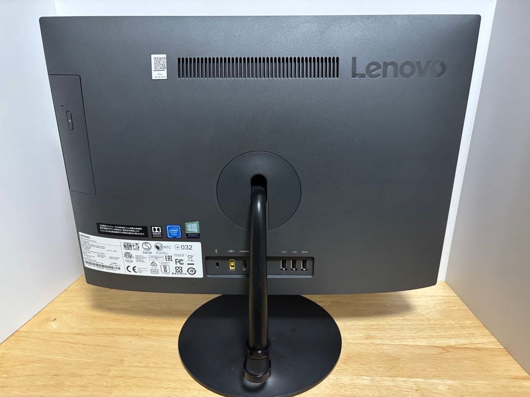 Lenovo 一体型PC Windows11 すぐ使えます！