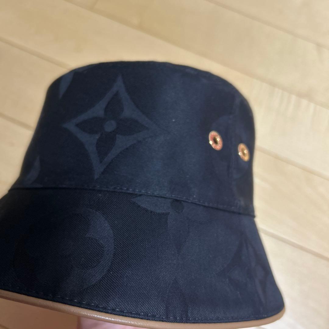 Louis Vuitton 黒 バケットハット
