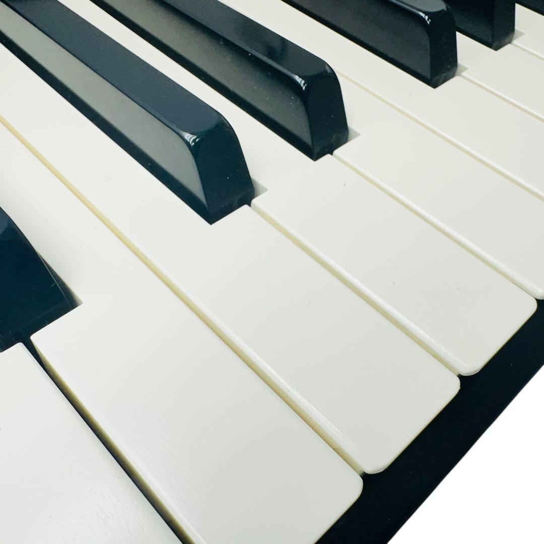 Roland シンセサイザー　FA-08