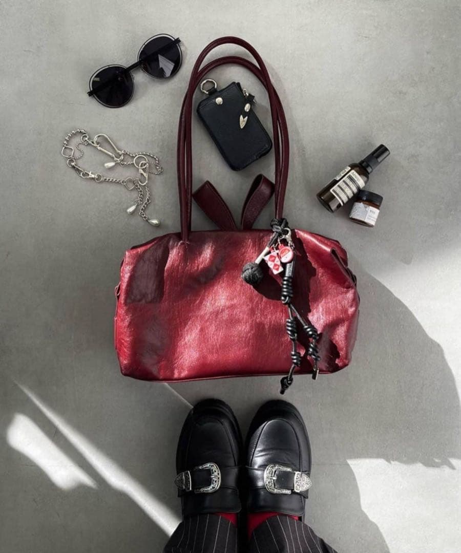 新品タグ付き　イア パピヨネ　本革・軽量ロングハンドルボストンバッグ