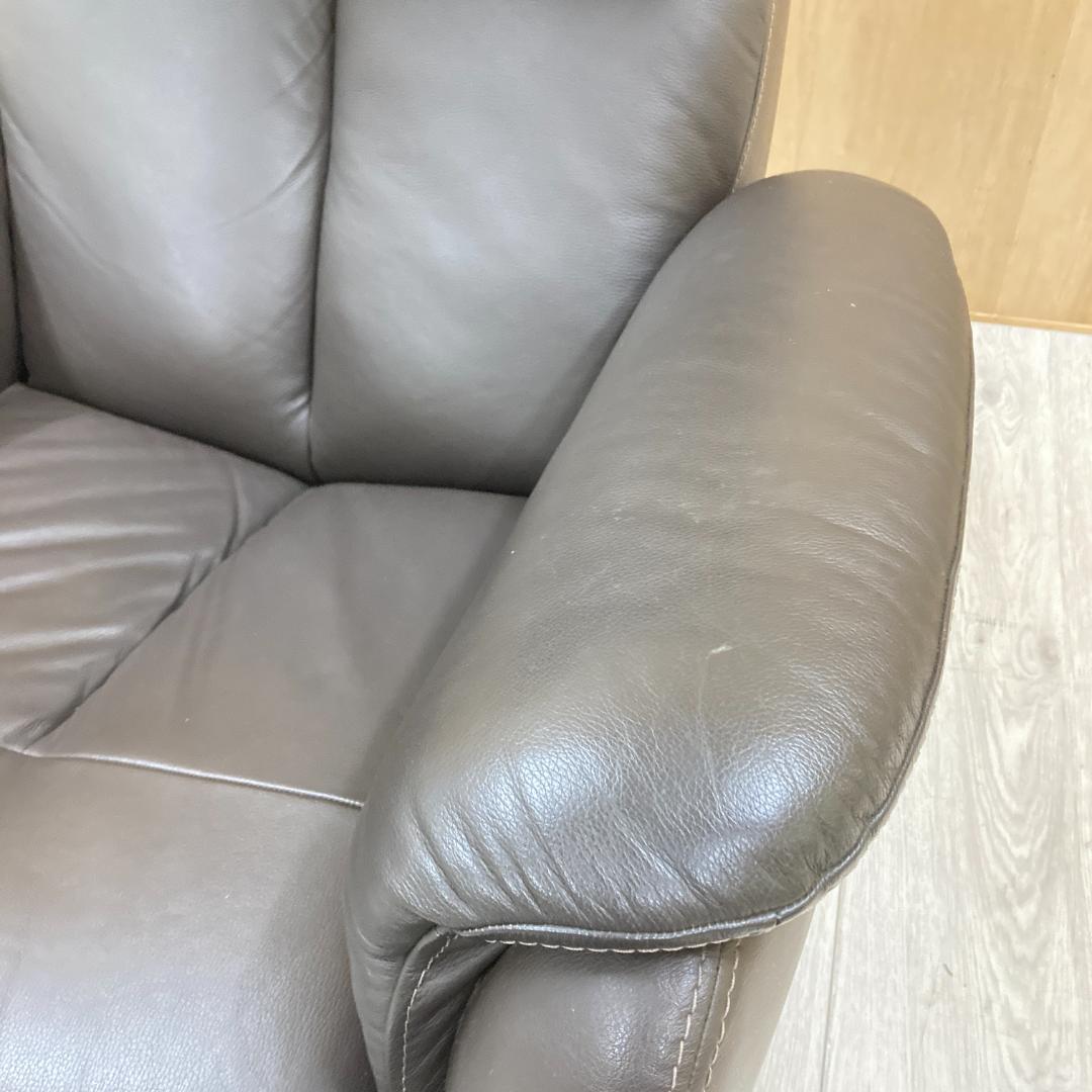 リクライニングソファ　一人掛け　ヘッドレスト可動式　本革