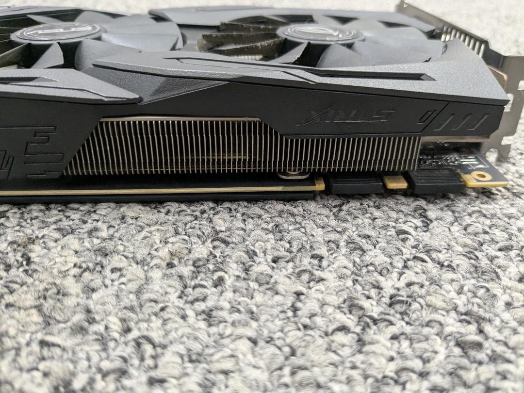 グラフィックボード・グラボ・ビデオカード ASUS ROG STRIX-GTX1080-8G-GAMING