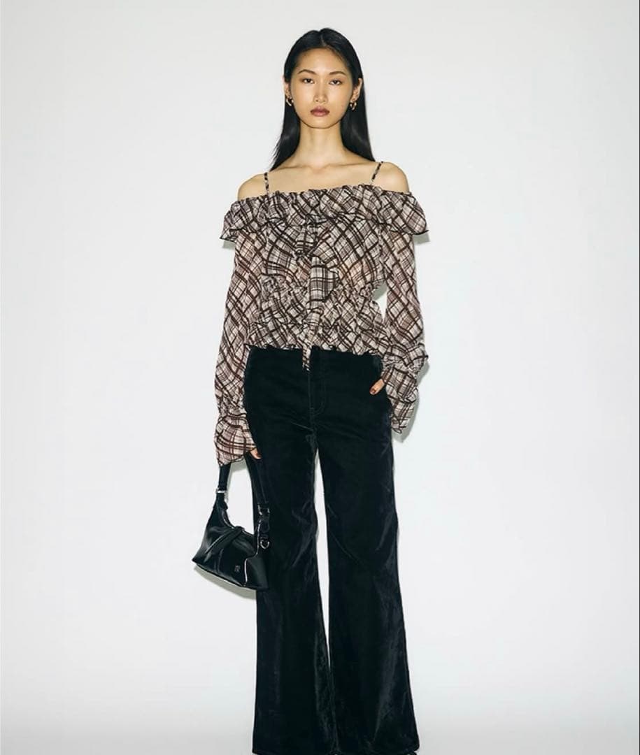 【MOUSSY】 LIMITED 2WAY RUFFLE BLOUSE