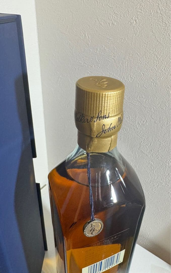 ジョニーウォーカー ブルーラベル 750ml 新品未開封 正規品
