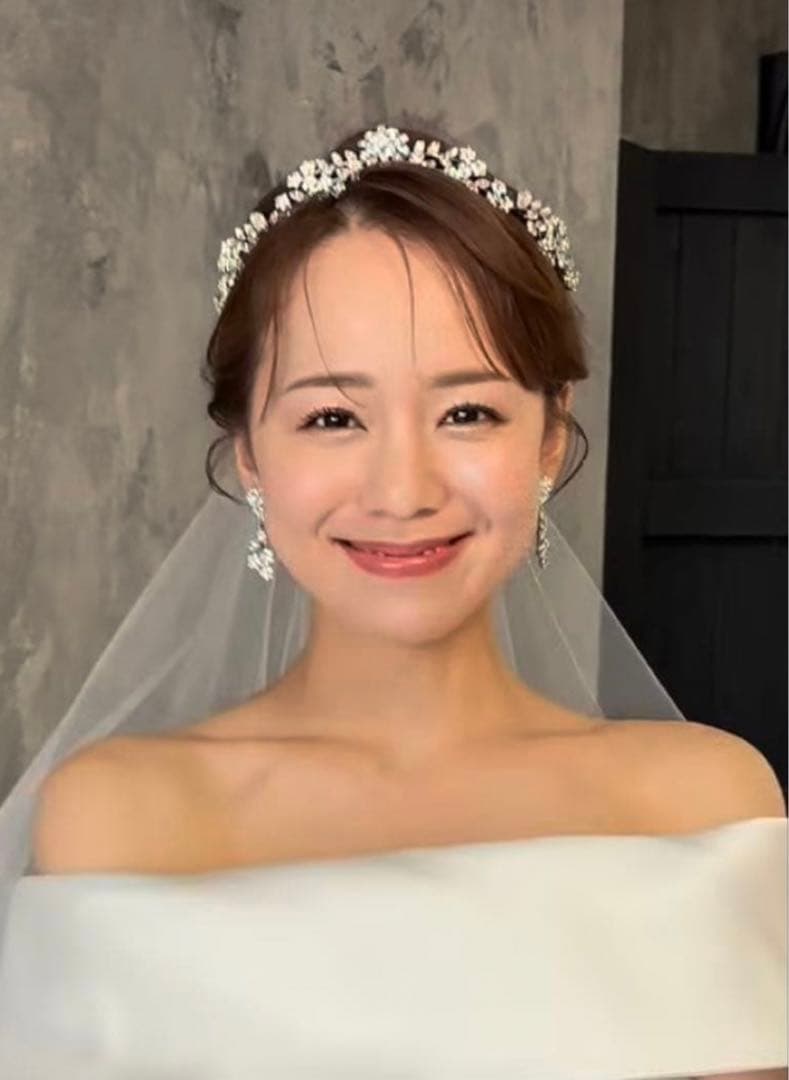 LoveTiara ブロッサムクラウンティアラ&ピアスセット