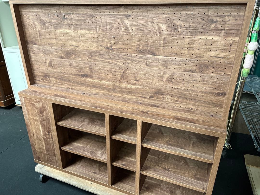 大川家具　リベルタ　ディスプレイスタンドシェルフ　使い方は自由！