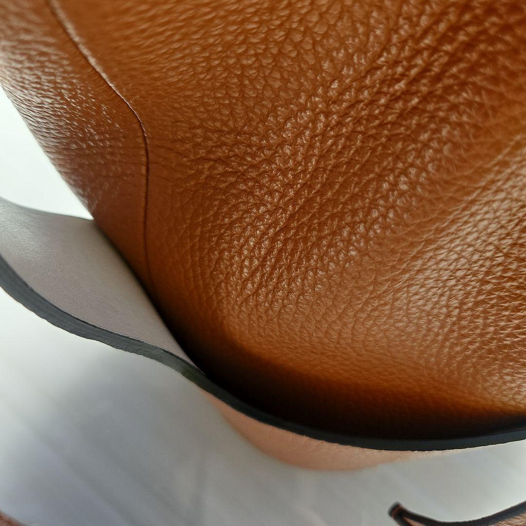 オーロラプレステージ シュリンクレザー巾着バッグ茶AURORA PRESTIGE