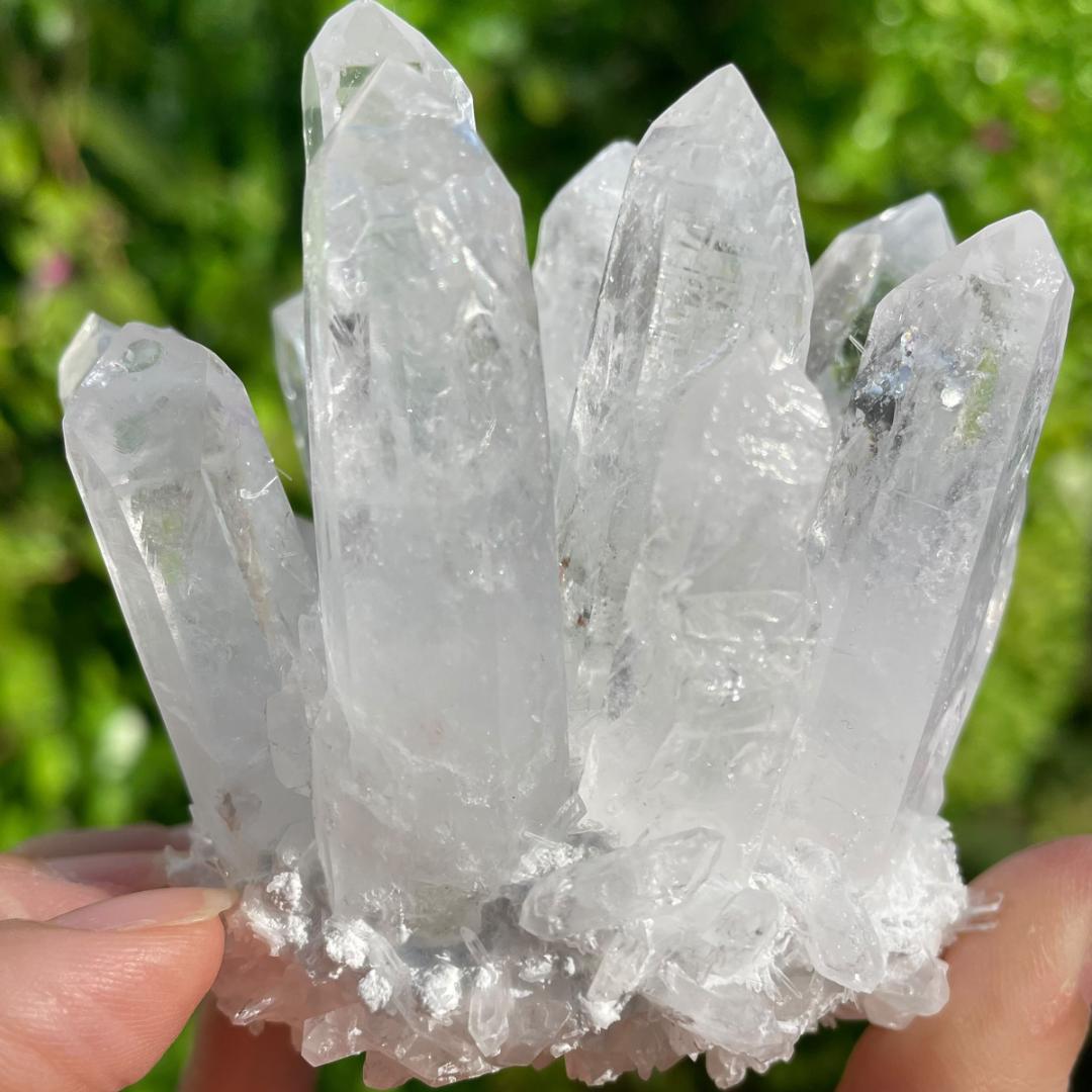 【大きめずっしり２９３g】天然石 虹 サシ クラスター 原石 菊水晶 クリスタル