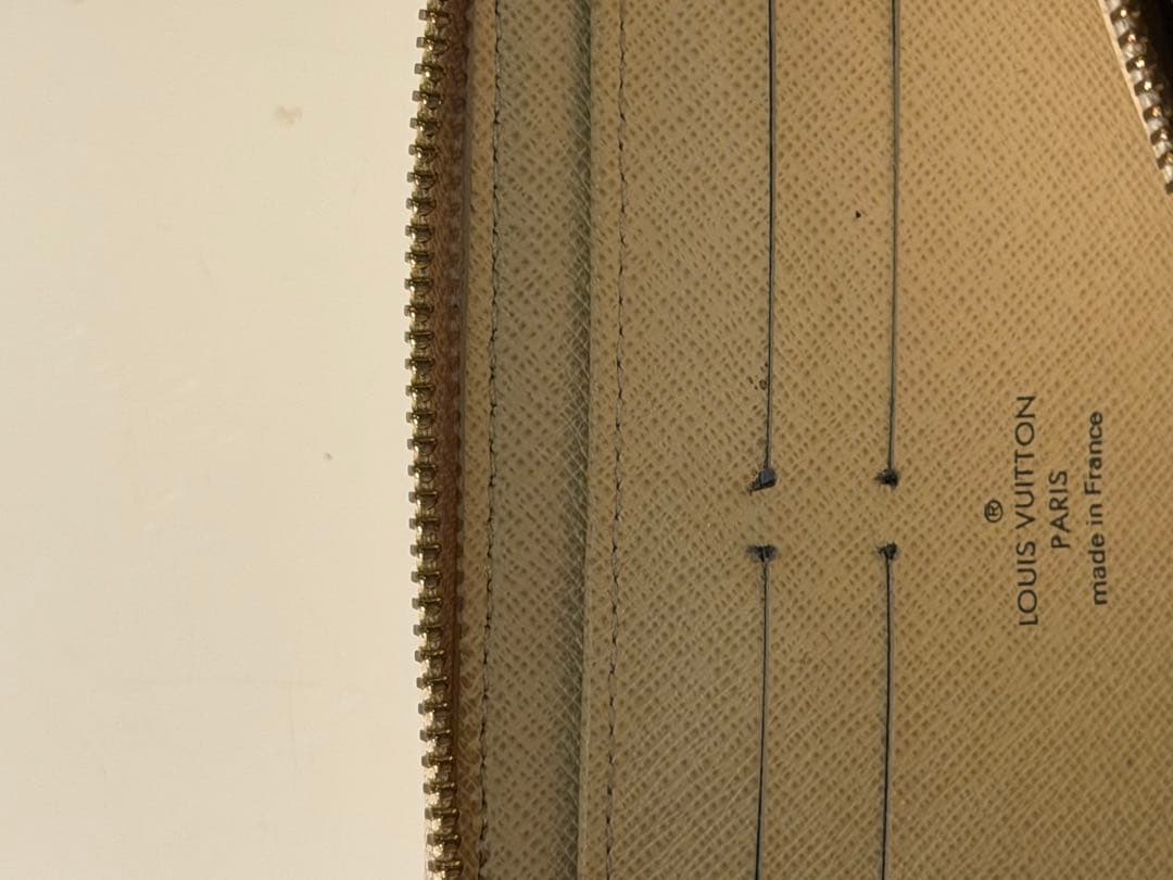 値下げ！ルイヴィトン ダミエアズール ジッピーウォレット N60019