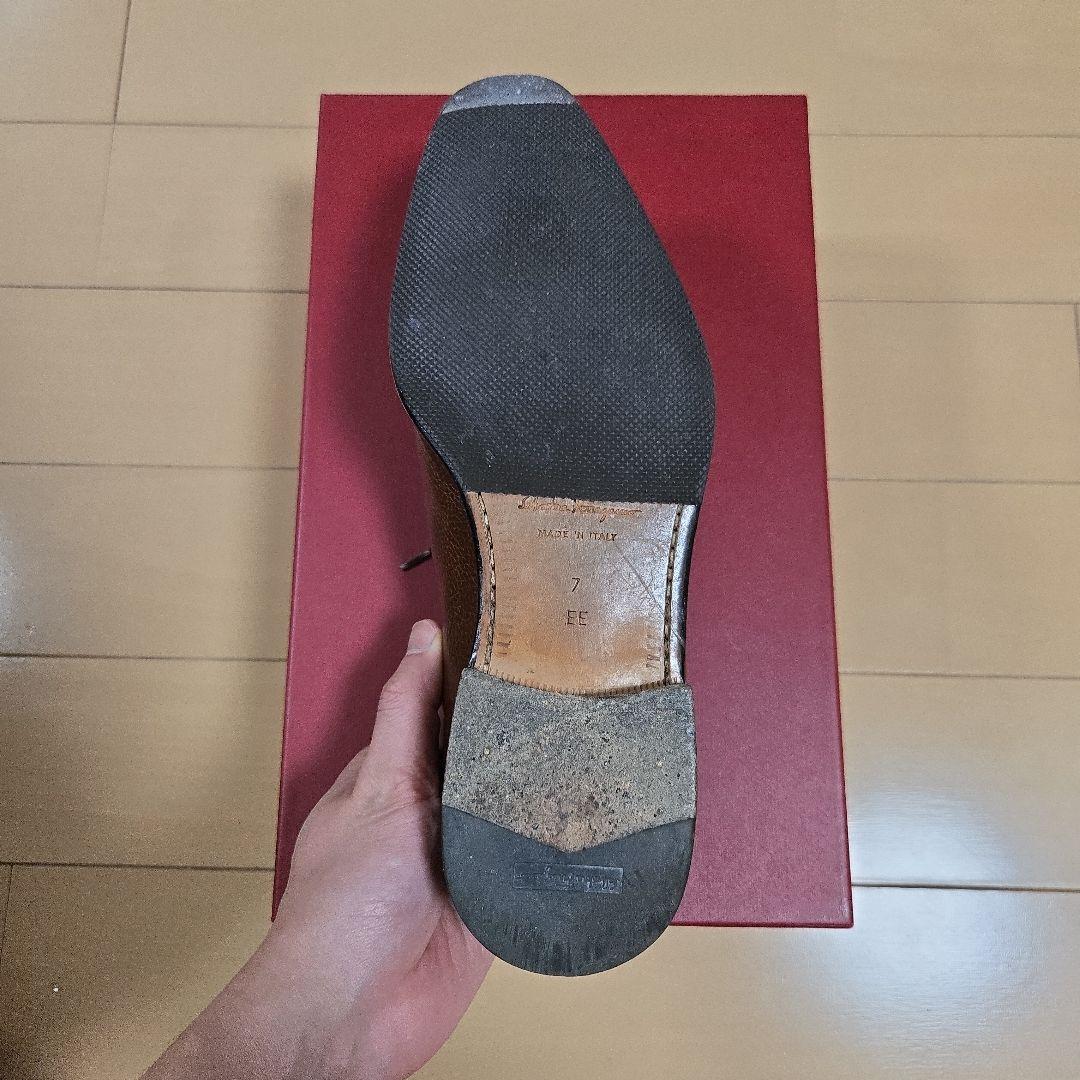 フェラガモ 7EE ブラウン レザーシューズ