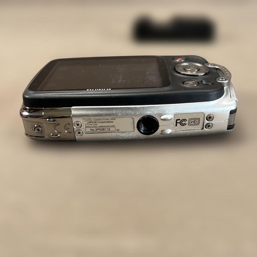 Fujifilm FinePix XP50 コンパクトデジタルカメラ