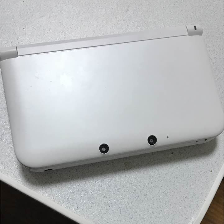 3DSLL本体、PSPソフト