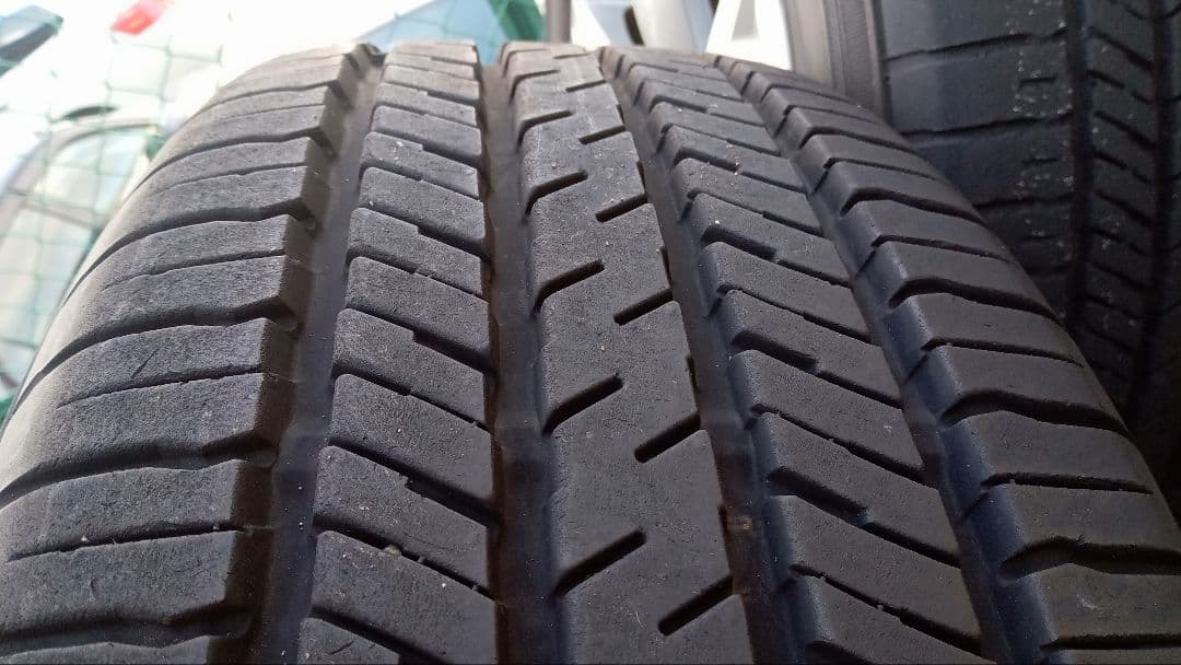 【引取限定】スバル フォレスターSJ5純正夏タイヤ・ホイールセット中古品