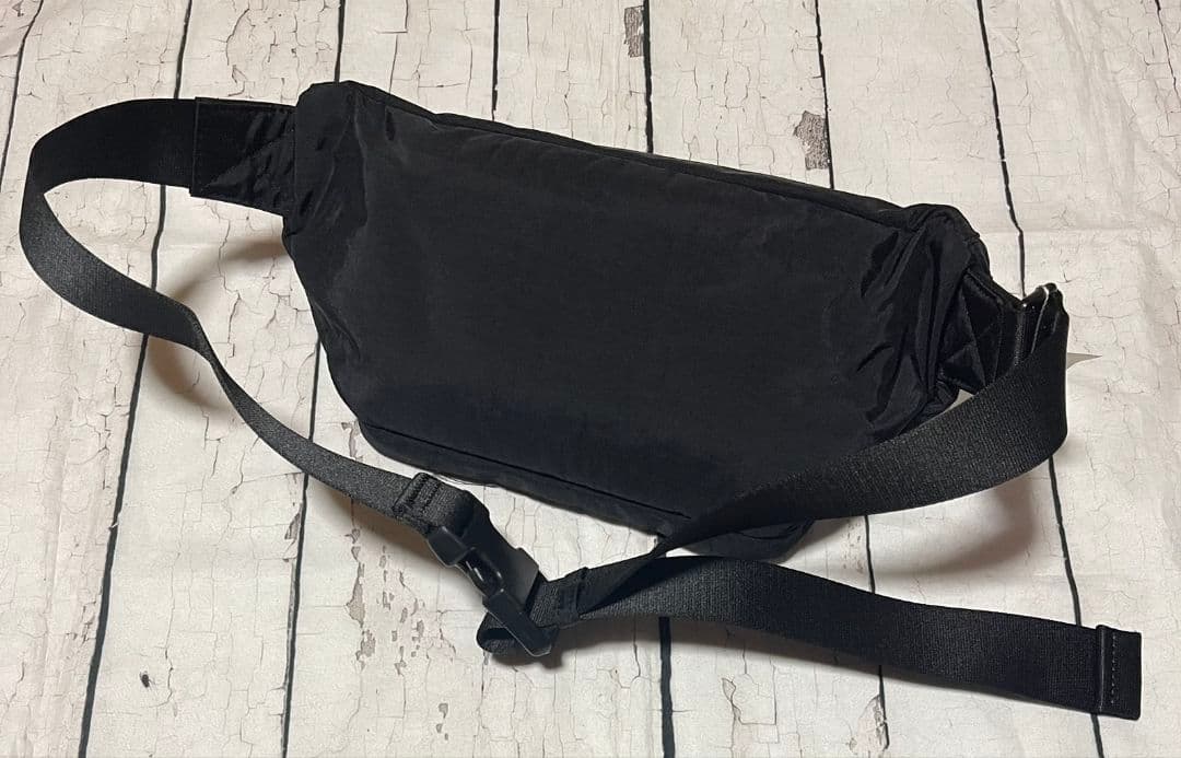 本日限定セール【Amiparis アミパリス】ウエストバッグ ボディバッグ 新品