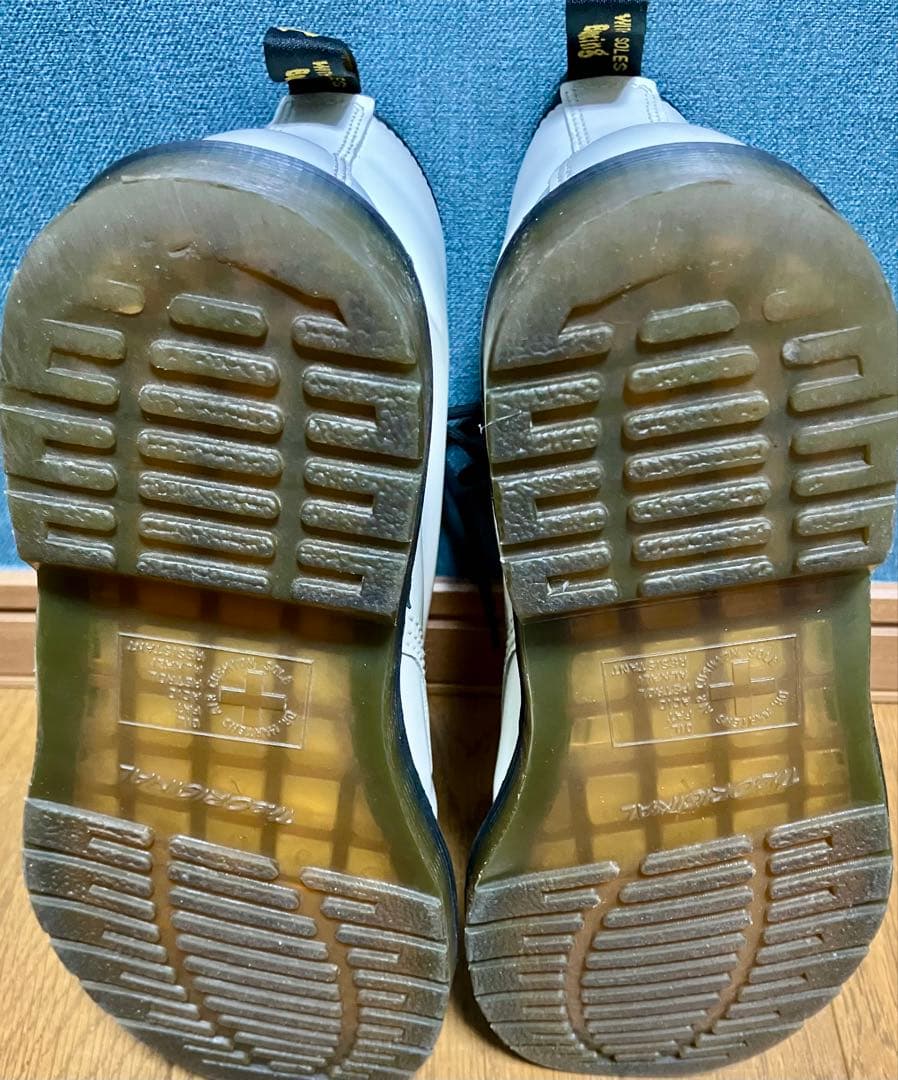 Dr.Martens ホワイト8ホール UK7