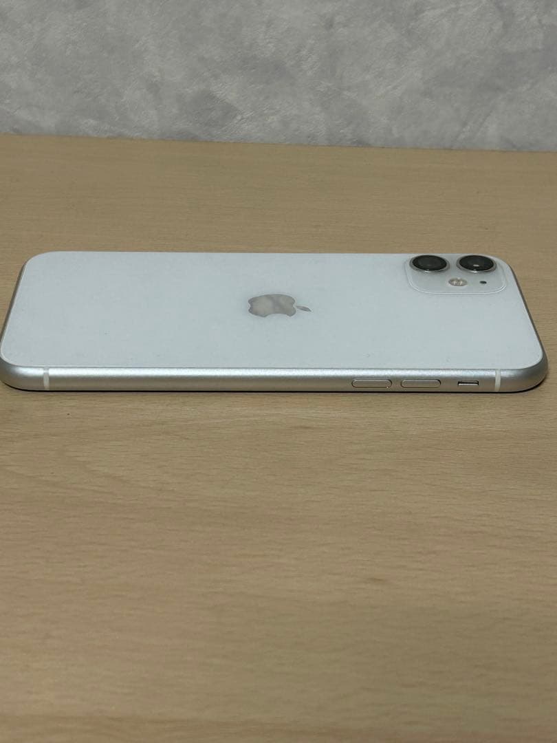 iPhone11 ホワイト 128GB SIMフリー 本体 初期化済み