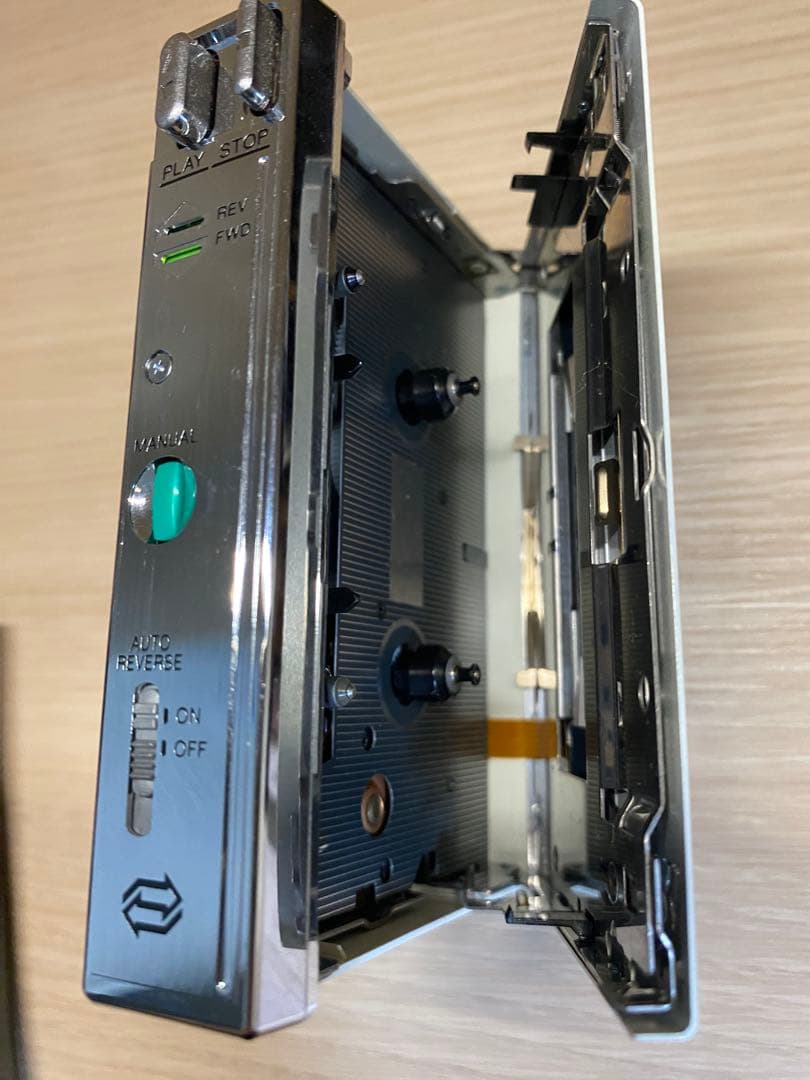 TOSHIBA カセットプレーヤー Walyk KY-PS20 専用付属品付