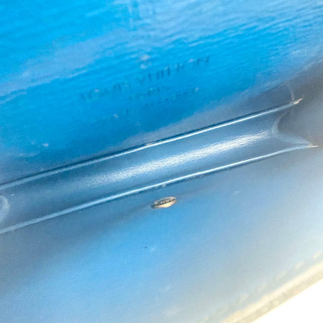 ★Louis Vuitton エピ　サンチュール・ティルシット　ボディバッグ